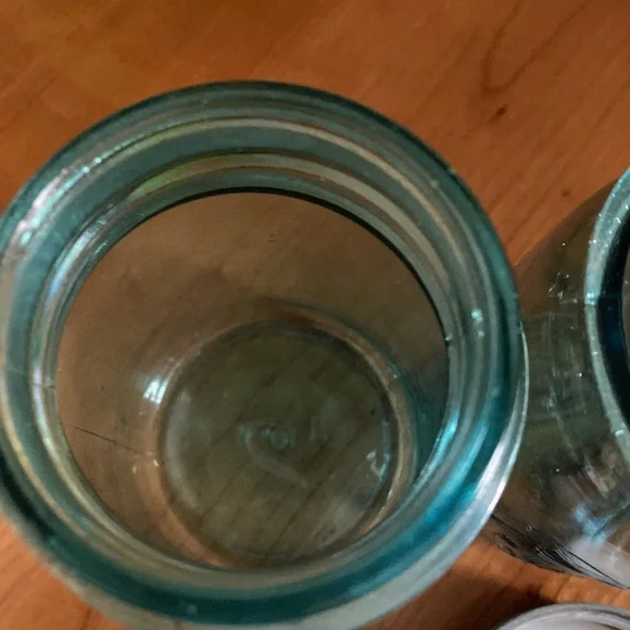 Vintage Aqua Ball Glass Mason Jars with Zinc Lids - Picture 7 of 14